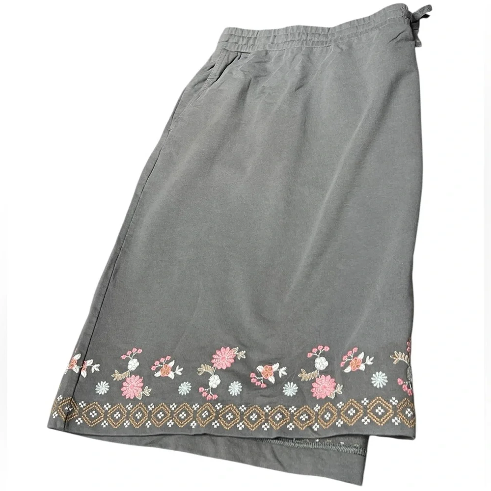 J. Jill NWT watercress green floral embroidered cotton pull on drawstring skirt